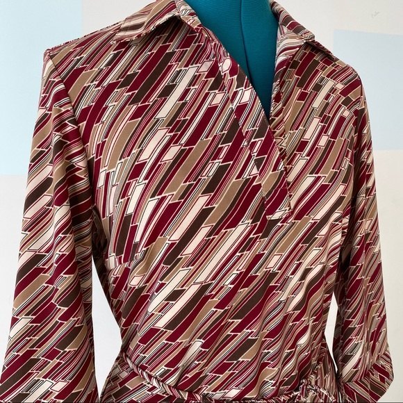 Mossimo Retro Print Shirt Dress size 6 Red Brown pattern 70s vibe - Picture 5 of 14